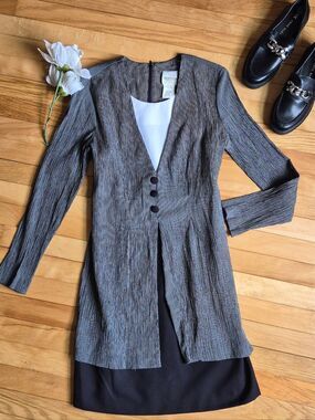 Vintage TR Bentley Elegant Gray Pleated Dress